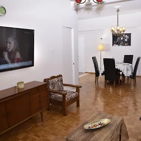 Koukaki House Apartment